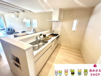 {Hʐ^ Bꖳ̖ؖڂɂLȕ\͂̊OǁuWALL WOODvB 18mm̓VR؂ґɎgg{̎hdオłBi{Hʐ^j