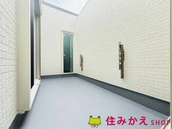  [toRj[