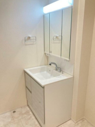 ���ʑ�E���ʏ� -