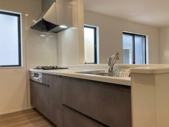 �L�b�`�� -