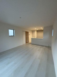 ���r���O -