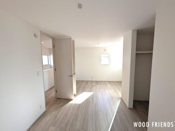  2�h�A1���[��
���̂܂�1�����Ƃ��Ďg�p���Ă��A��؂���2�����ɂ��Ďg�p���邱�Ƃ��\�ł��B