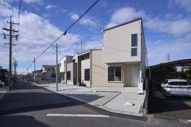 �O�ʓ��H�܂ތ��n�ʐ^ -