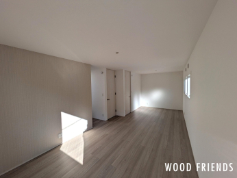  �mA���n�Ԏd�؂�����邱�Ƃ�2���ɕύX�\��2�h�A1���[���B�Ƒ��\���ɂ���ăt���L�V�u���ɂ��g�����������܂��B