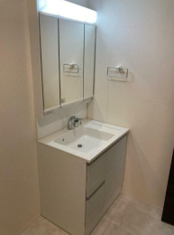 ���ʑ�E���ʏ� -