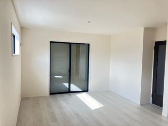  ���r���O