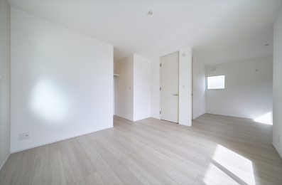  �V��i��2.4���j�܂ł̃n�C�h�A�͍����������o����Ƌ��ɏZ��Ԃ��L�����o���܂��B