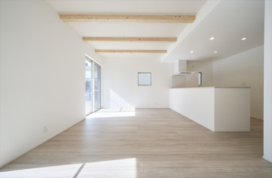 ���r���O -