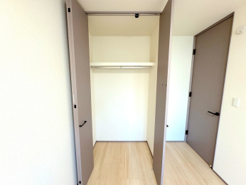  J˕tňߗނ̃zRhx[VbNȎ[B|[ƒItŁA|Eu̎głAߗނ̐₷݌vłB