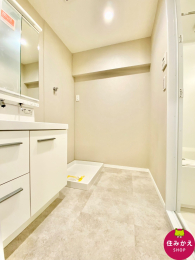  􂢂łȂAEEߗނ̎􂢁E퐶̗lXȃV[Ŋ􂵂Ă܂B