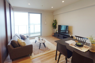 ���r���O -