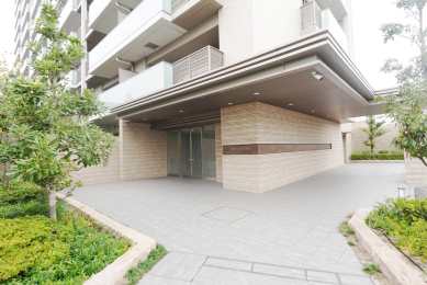 �G���g�����X -