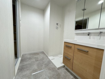 ���ʑ�E���ʏ� -