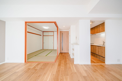 ���r���O -