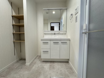 ���ʑ�E���ʏ� -