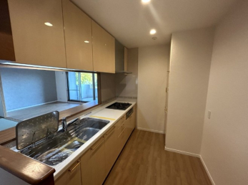 �L�b�`�� -