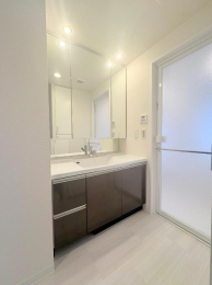 ���ʑ�E���ʏ� -