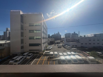 �Z�˂���̒��]�ʐ^ -