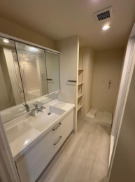 ���ʑ�E���ʏ� -