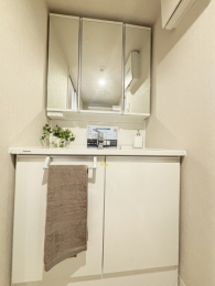 ���ʑ�E���ʏ� -