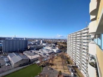 �Z�˂���̒��]�ʐ^ -