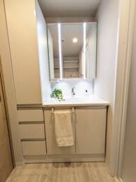 ���ʑ�E���ʏ� -