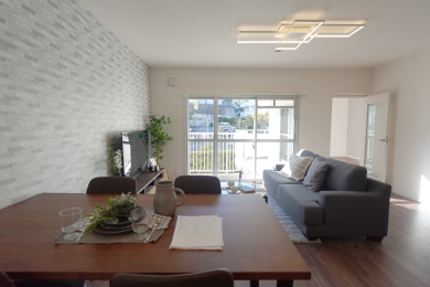 ���r���O -