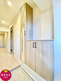  ���[�͖L�x�ȃV���[�Y�N���[�[�b�g�t�̂��߁A�X�b�L���Ƃ������ւŉ߂��������ł��܂��B