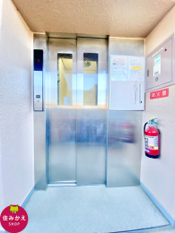  �G���x�[�^�[�t������