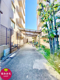  �����t�����֏�̂��߁A��؂Ȏ��]�Ԃ��J�ɔG�炳��邱�ƂȂ��ۊǂł��܂��B