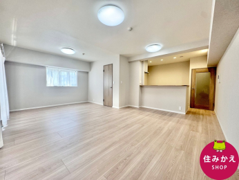  L���^���r���O�́A��Ԃɂ��₩�ȋ�؂�𐶂ݏo���A�H���Ƃ��났���X�}�[�g�ɕ�����݌v�B