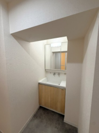 ���ʑ�E���ʏ� -