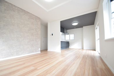 ���r���O -