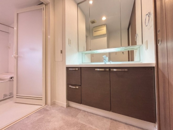 ���ʑ�E���ʏ� -