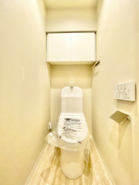  �g�C���V�i������
�㕔�ɂ����[������A���[�ʂ���肠��܂���B