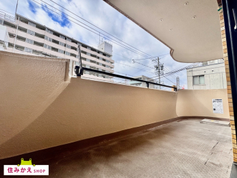 �o���R�j�[ -