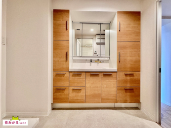 ���ʑ�E���ʏ� -