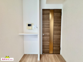 ���r���O -