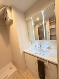 ���ʑ�E���ʏ� -