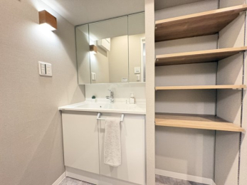 ���ʑ�E���ʏ� -