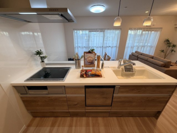 �L�b�`�� -