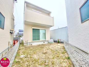  �����쑤�͍��������͖������߁A����������\���m�ۂł��܂��B