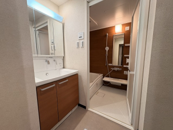 ���ʑ�E���ʏ� -