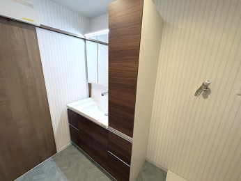 ���ʑ�E���ʏ� -