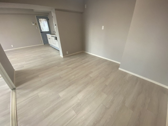 ���r���O -