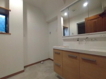 ���ʑ�E���ʏ� -