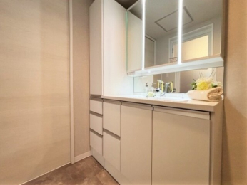 ���ʑ�E���ʏ� -