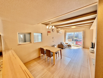  ��������Y��ɂ��g���ł��B
���n�ɂĂ��Ђ��̊����������܂��B